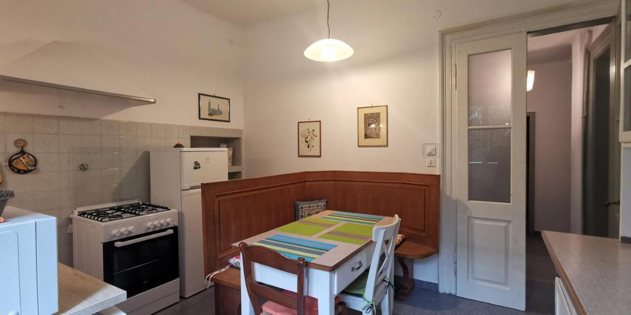 Charming Apartment In A 19Th Century Villa Trieste Exteriör bild