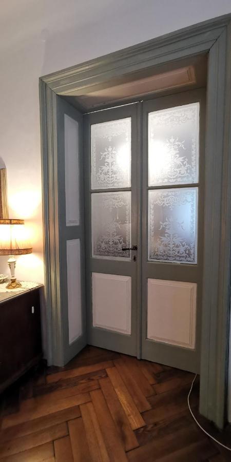 Charming Apartment In A 19Th Century Villa Trieste Exteriör bild