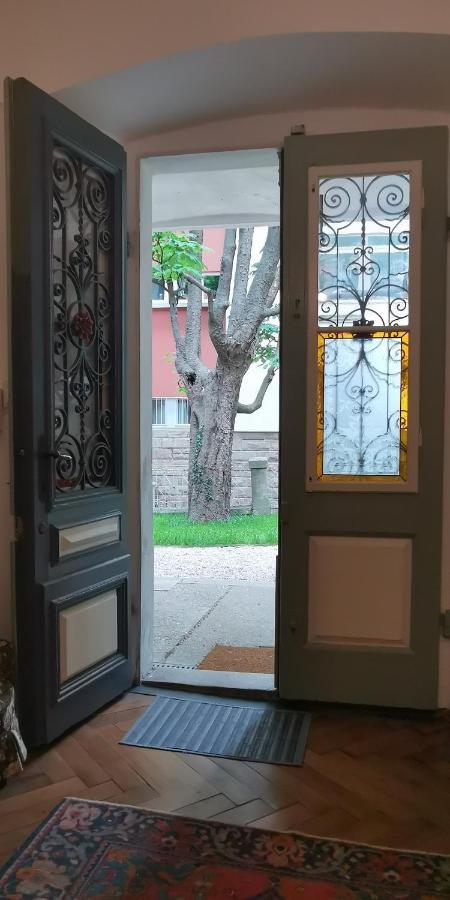 Charming Apartment In A 19Th Century Villa Trieste Exteriör bild